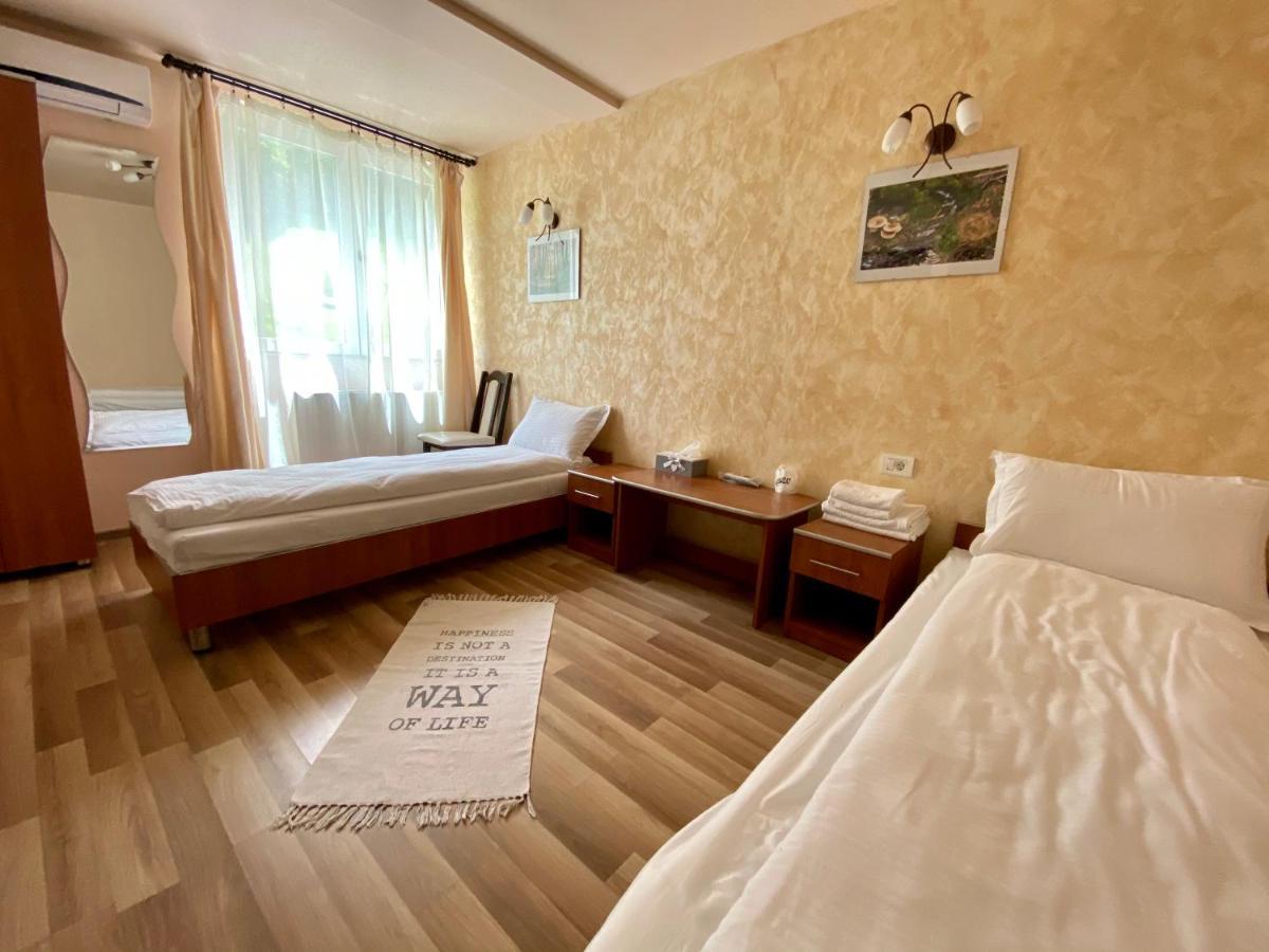 Pensiune Muntii Aninei Anina Exterior foto